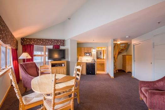 1 bedroom closed loft 2