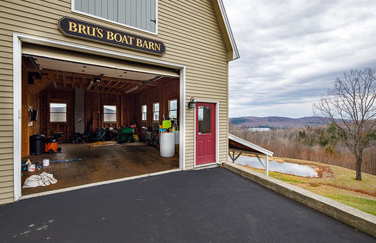 Farmington barn