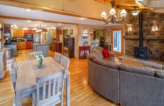 Farmington living room 4