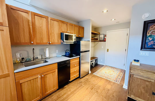 20251014_151623947_iOS