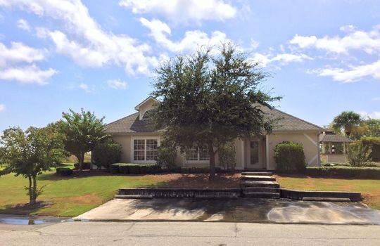 Castle Bay - Poolhouse