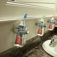 ball-jars-bathroom-organization