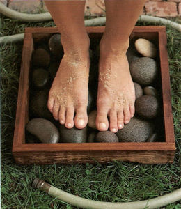 river-rock-foot-bath