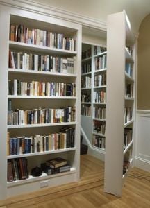 hidden-door-bookshelf