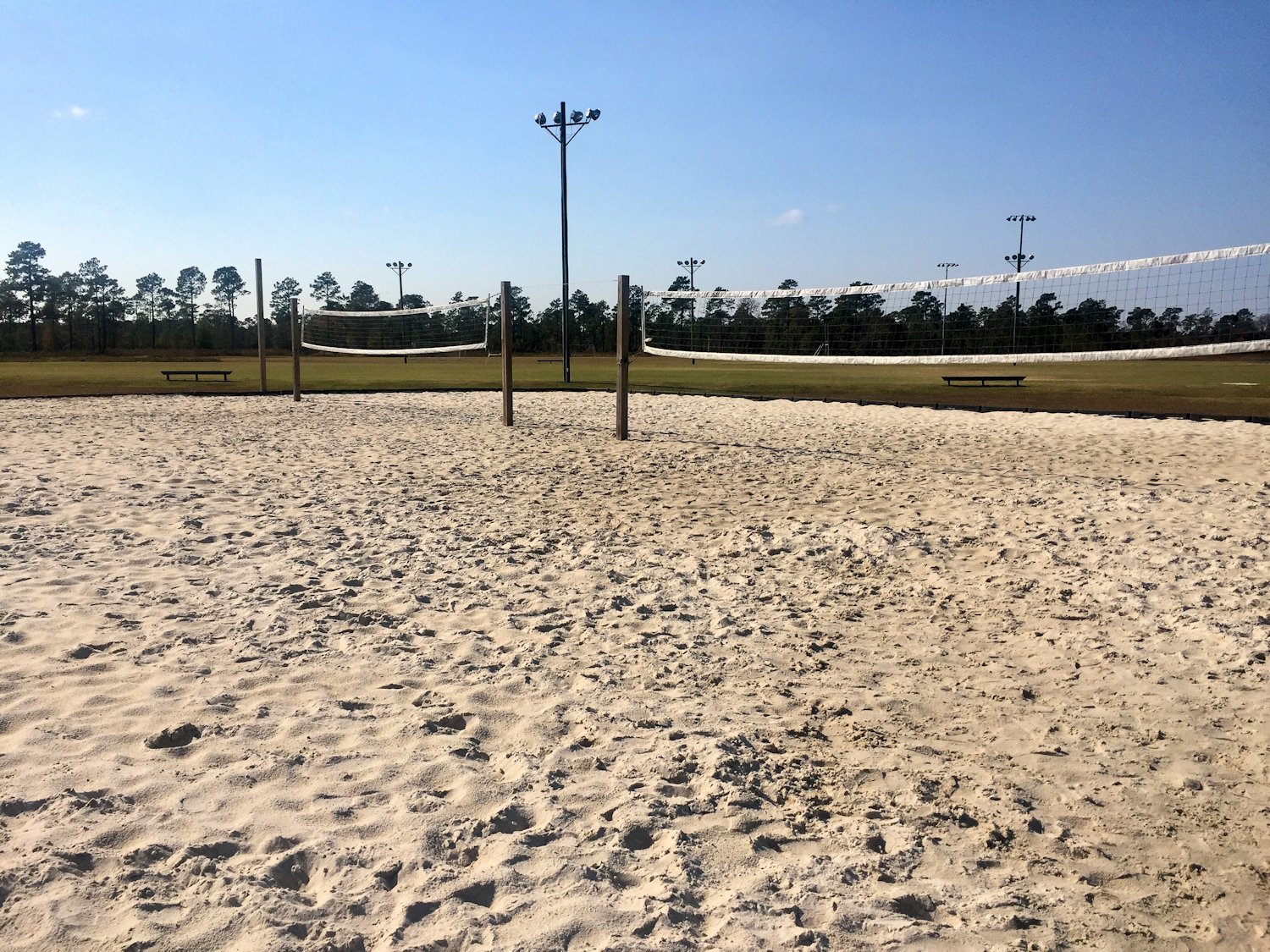 kiwanis-park-beach-volleyball-courts-sm