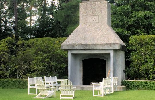 Autumn Hall - Arbor Park