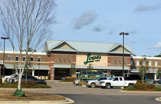 Brunswick Forest - Lowes Grocery Store