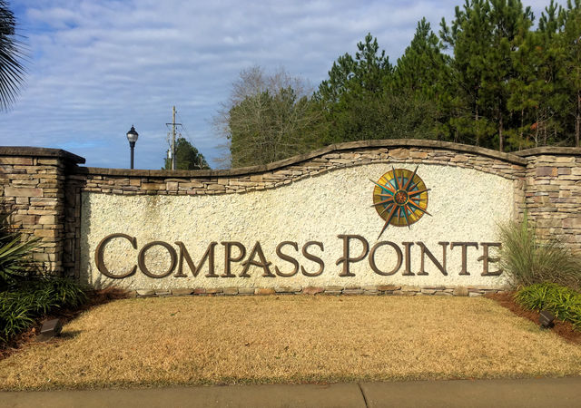 Compass Pointe - Entrance Sign