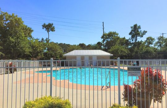 The Village at Motts Landing - Pool