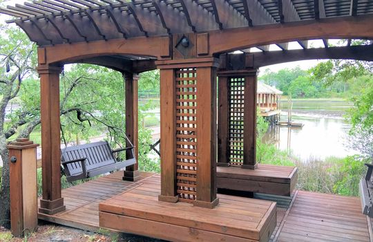 Demarest Landing - Covered Seating