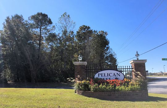 Pelican Reef - Entrance Sign