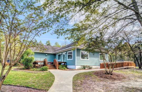 Pelican Reef - Fitness Center