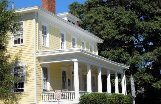 Historic District - Example Homes