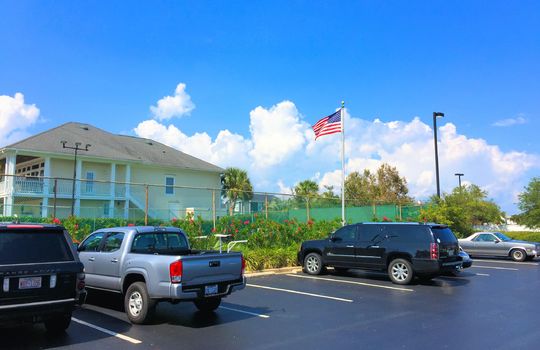 Seapath Towers - Parking