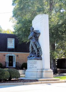 Downtown Wilmington - Confederacy Monument