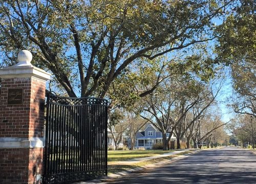 Pecan Grove Plantation