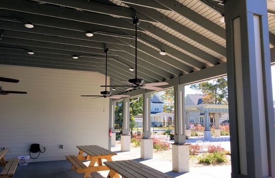 Wyndwater - Picnic Areas