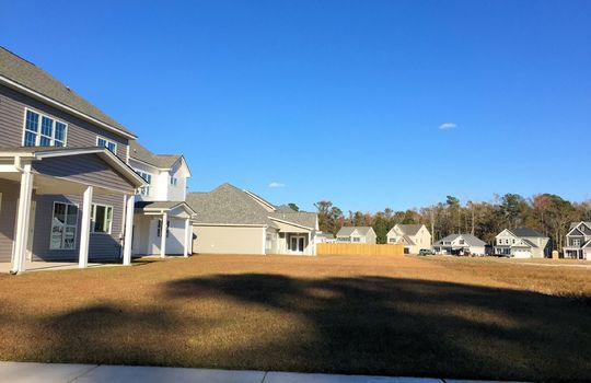 Cape Landing - Streetscape