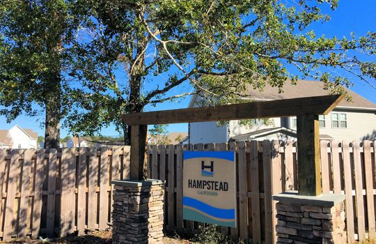 Hampstead Landing - Entrance Sign