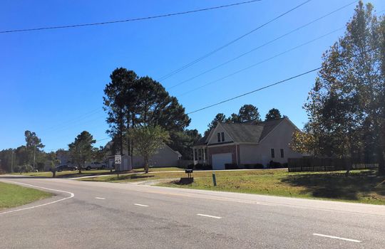 Washington Acres - Streetscape