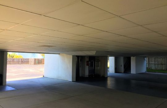 Harbor Inn - Covered Parking