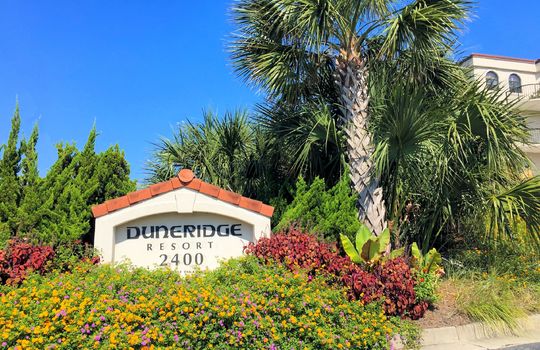Duneridge Resort - Entrance Sign