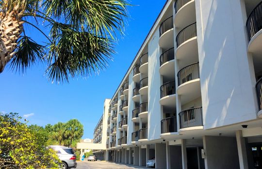Duneridge Resort - Front of Building
