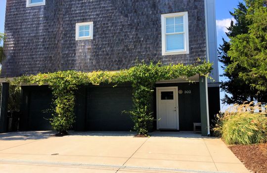 Schloss - Example Home