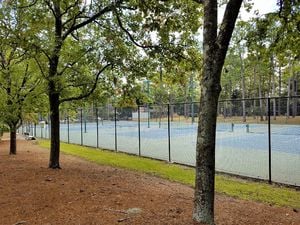 Hugh MacRae Park - Tennis Courts
