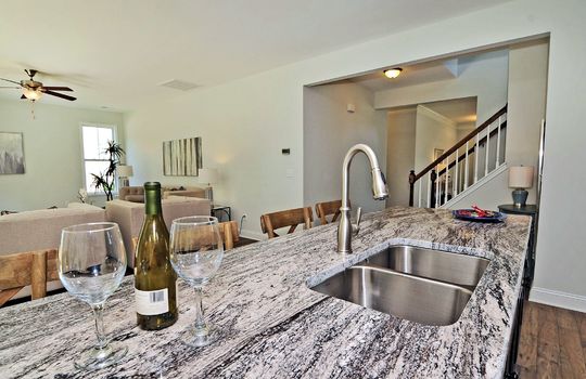 Roundtree Ridge - Kitchen