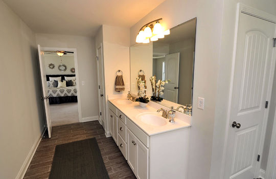 Roundtree Ridge - Master Bath