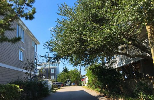 Schloss - Streetscape