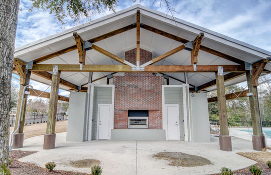 Anchors Bend - Covered Gathering Area