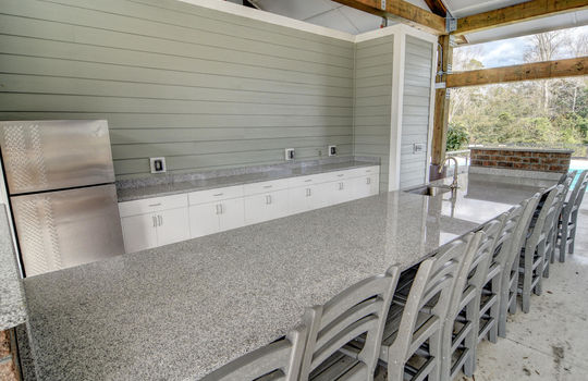 Anchors Bend - Covered Gathering Area