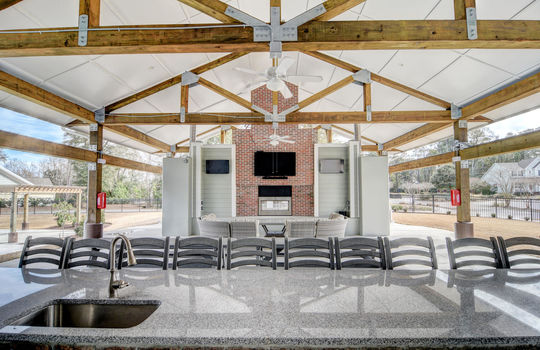 Anchors Bend - Covered Gathering Area