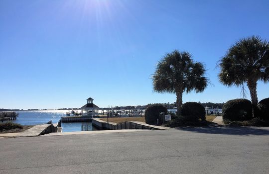 Bayshore Marina - Boat Ramp