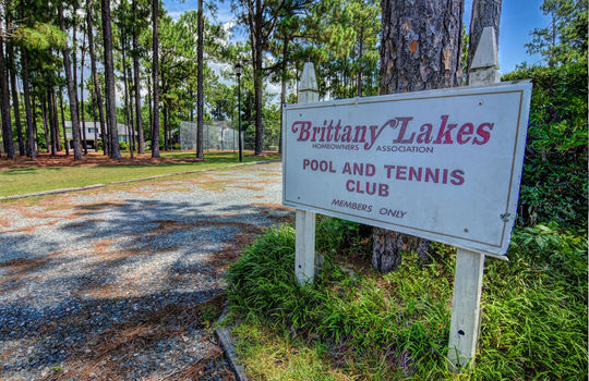 Brittany Lakes - Pool and Tennis Club