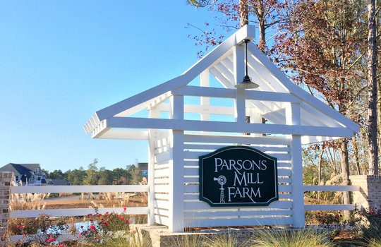 Parsons Mill Farm - Entrance Sign