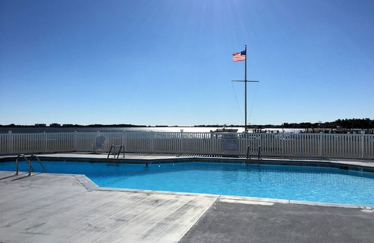 Bayshore Marina - Pool