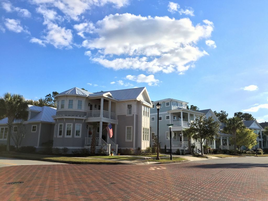 Parkside at Mayfaire Streetscape The Cameron Team