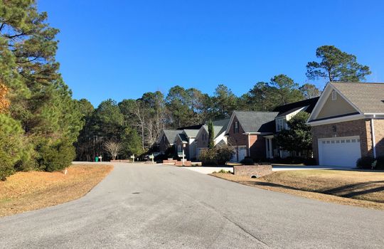 North Shore - Streetscape