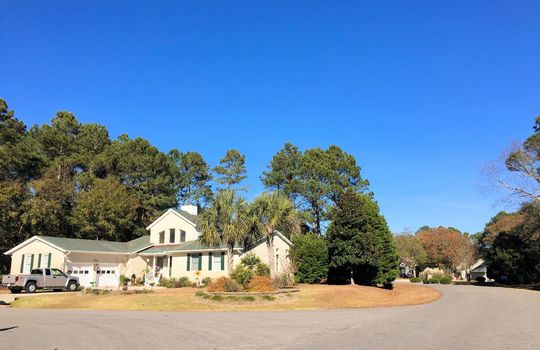 North Shore - Streetscape