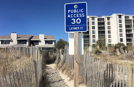 Summer Sands - Publlic Beach Access 30