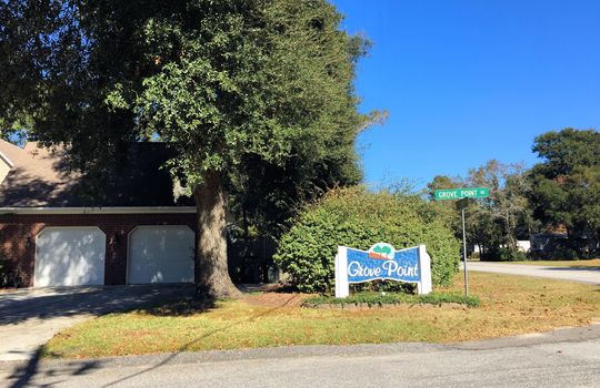Grove Point - Entrance Sign