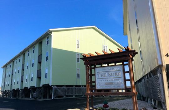 Surf Condominiums - Entrance Sign