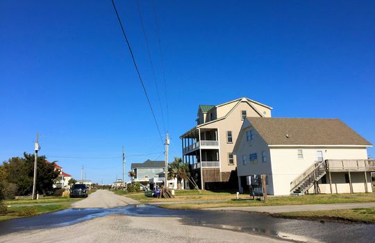 Galleon Bay - Streetscape