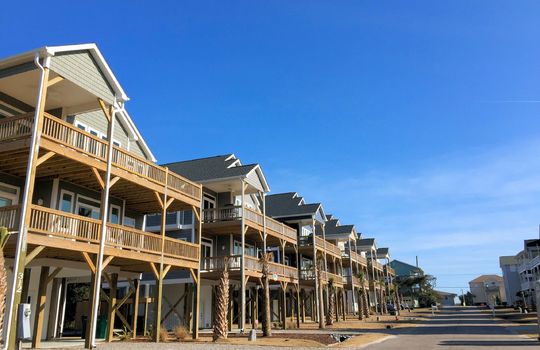 Nautic Bay - Streetscape