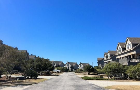 Serenity Point - Streetscape