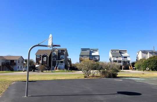 Topsail Dunes - Basketball Court