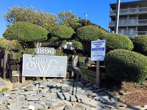 Shipwatch Villas - Entrance Sign